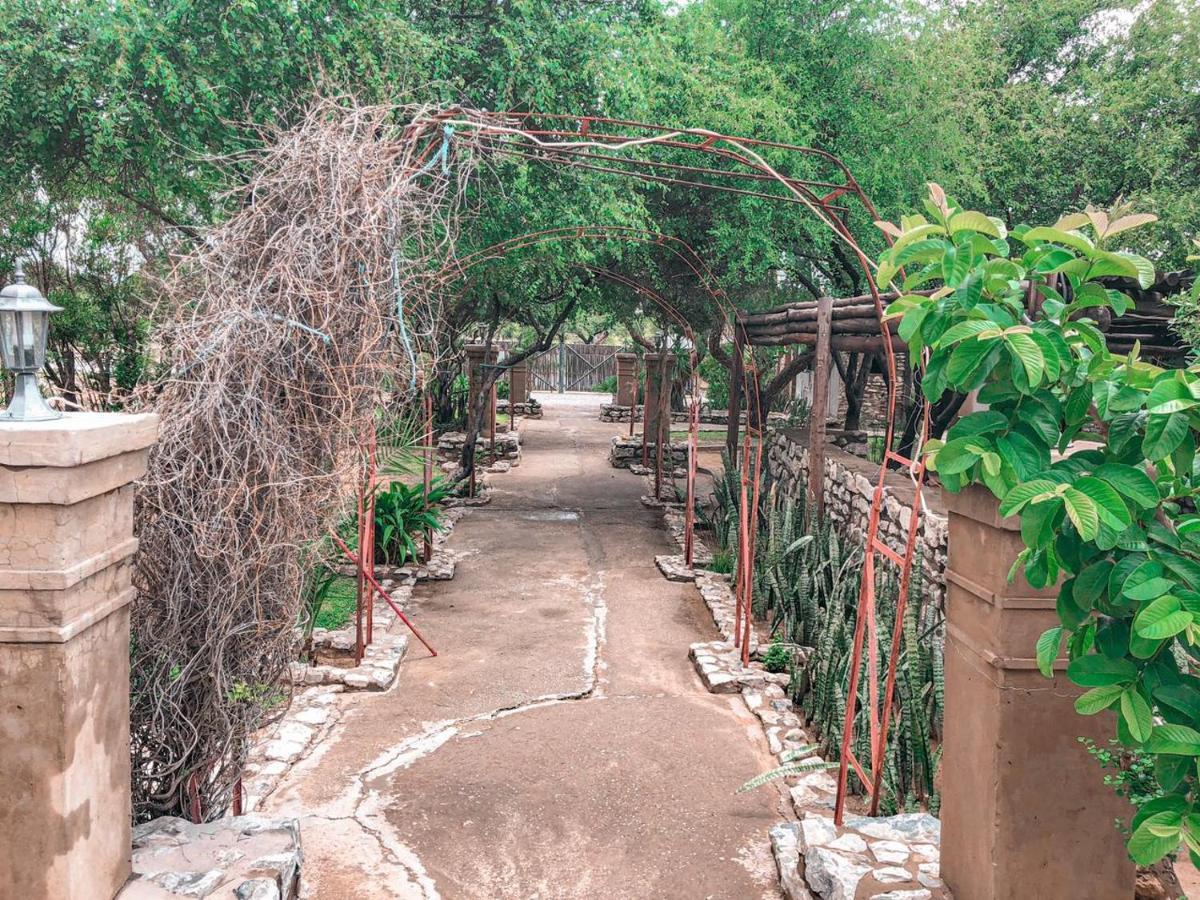 Nkisi Guesthouse Kang Ngoại thất bức ảnh